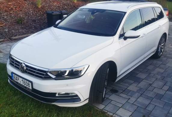 Volkswagen - Passat