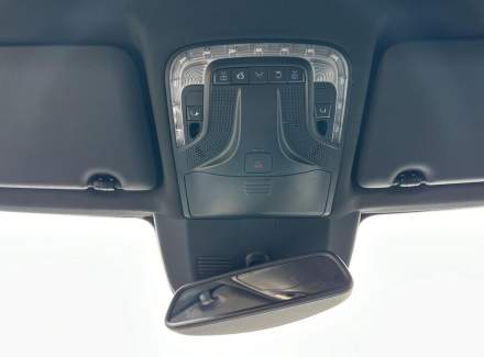 Mercedes-Benz - V-class