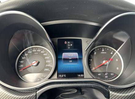 Mercedes-Benz - V-class