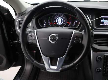 Volvo - V40