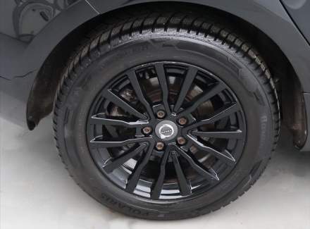 Volvo - V40