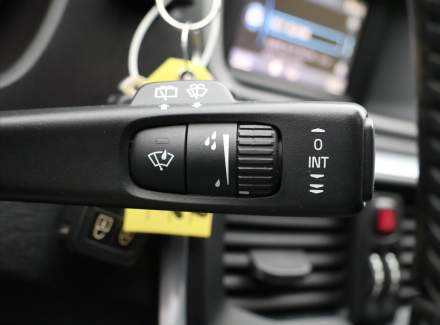 Volvo - V40
