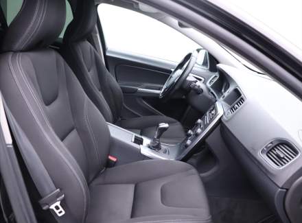 Volvo - V60