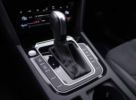 Volkswagen - Arteon