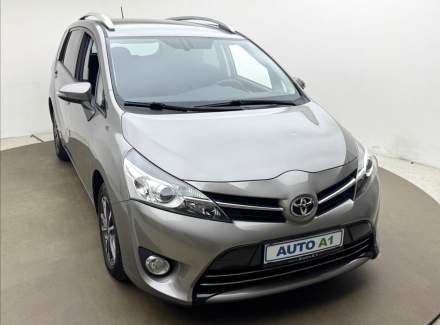 Toyota - Verso