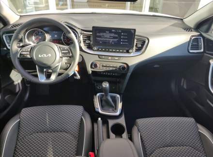 Kia - XCeed