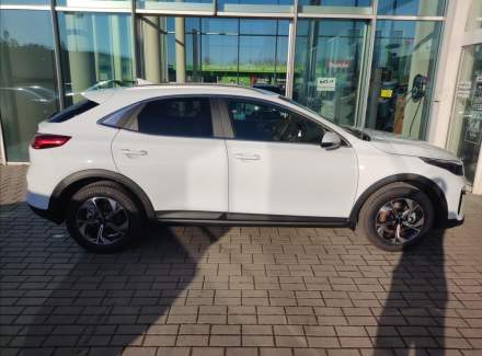 Kia - XCeed