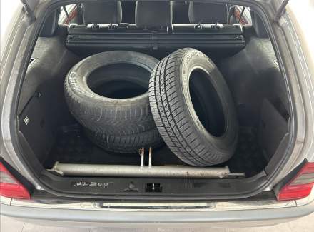 Mercedes-Benz - C-class