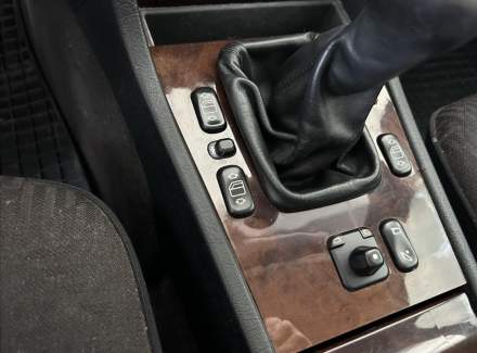 Mercedes-Benz - C-class