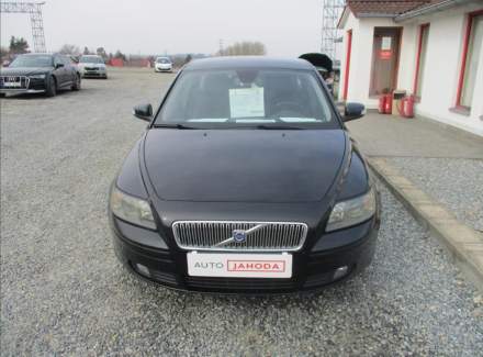 Volvo - V50