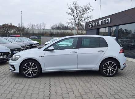 Volkswagen - Golf