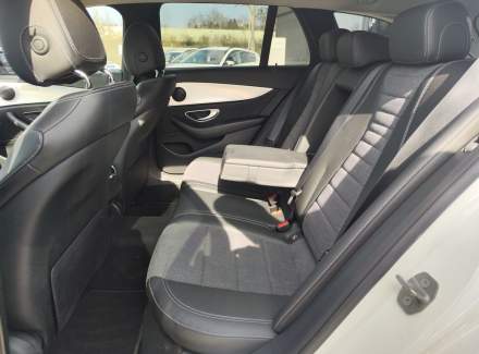 Mercedes-Benz - E-class