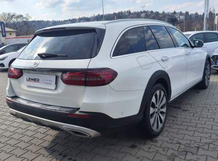 Mercedes-Benz - E-class