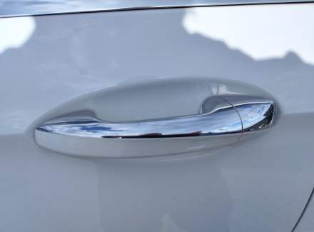 Mercedes-Benz - E-class