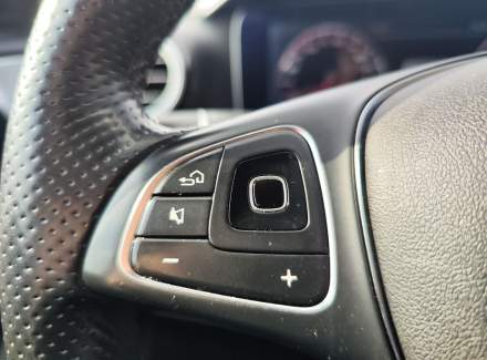 Mercedes-Benz - E-class