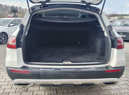 Mercedes-Benz - E-class