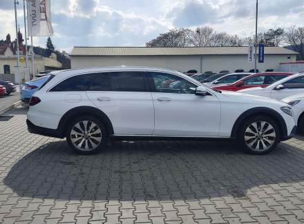 Mercedes-Benz - E-class