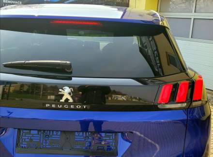 Peugeot - 3008