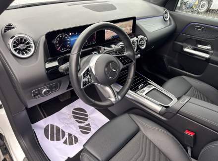 Mercedes-Benz - GLA