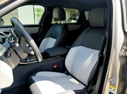 Land Rover - Range Rover Velar