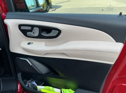 Mercedes-Benz - V-class