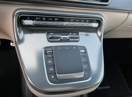 Mercedes-Benz - V-class