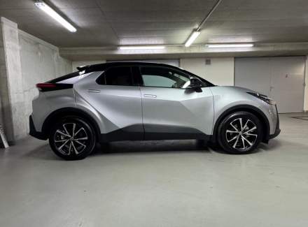 Toyota - C-HR