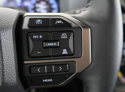 Toyota - Land Cruiser