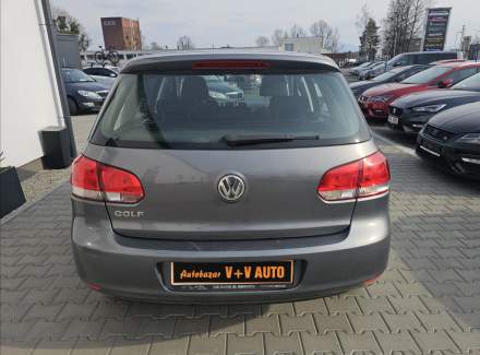 Volkswagen - Golf