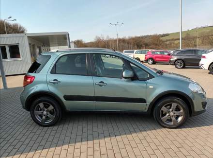 Suzuki - SX4