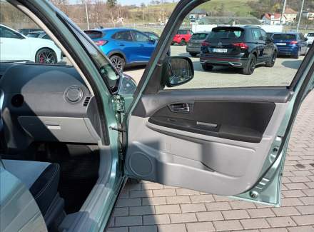 Suzuki - SX4