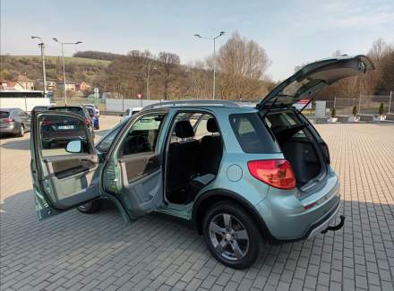 Suzuki - SX4