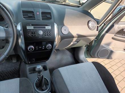 Suzuki - SX4
