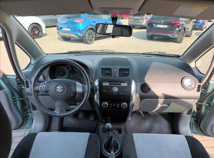 Suzuki - SX4