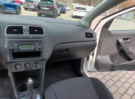 Volkswagen - Polo