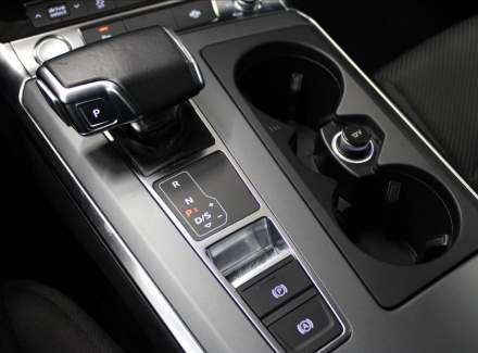 Audi - A6