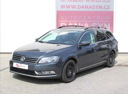 Volkswagen - Passat