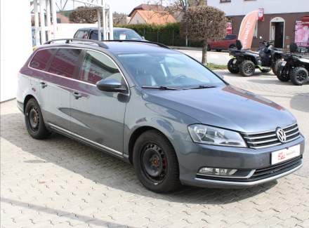 Volkswagen - Passat