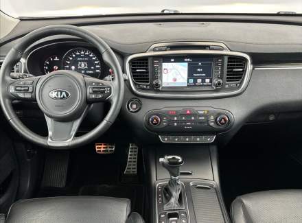 Kia - Sorento