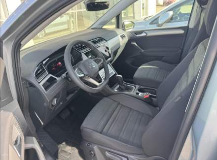 Volkswagen - Touran
