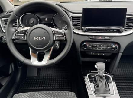 Kia - XCeed