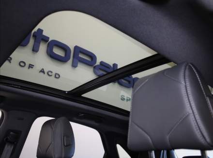 DS Automobiles - DS7 Crossback