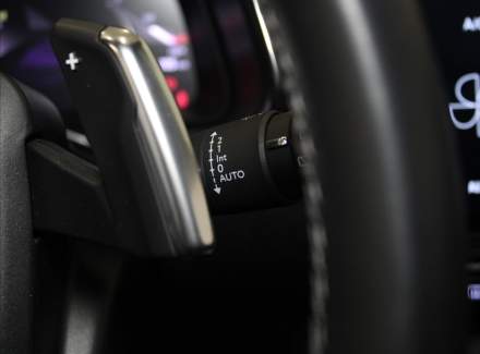 DS Automobiles - DS7 Crossback