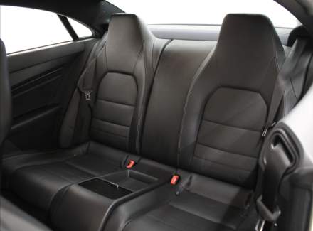 Mercedes-Benz - E-class