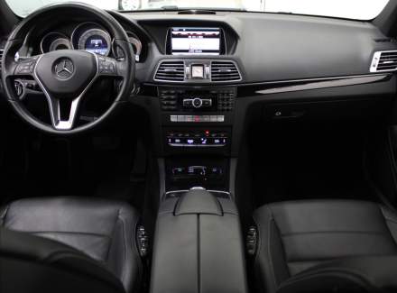 Mercedes-Benz - E-class