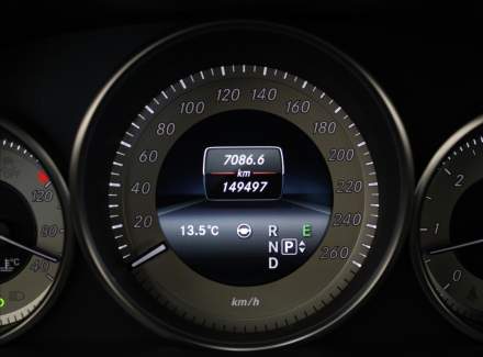 Mercedes-Benz - E-class