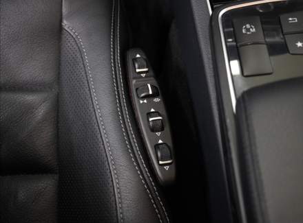 Mercedes-Benz - E-class