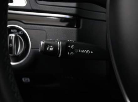 Mercedes-Benz - E-class