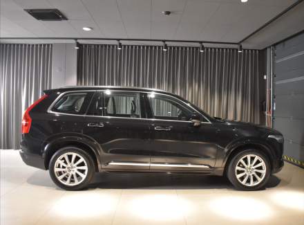 Volvo - XC90