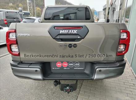 Toyota - Hilux